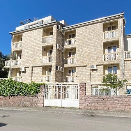 בודווה The Franeta Apartments Lux מראה חיצוני תמונה