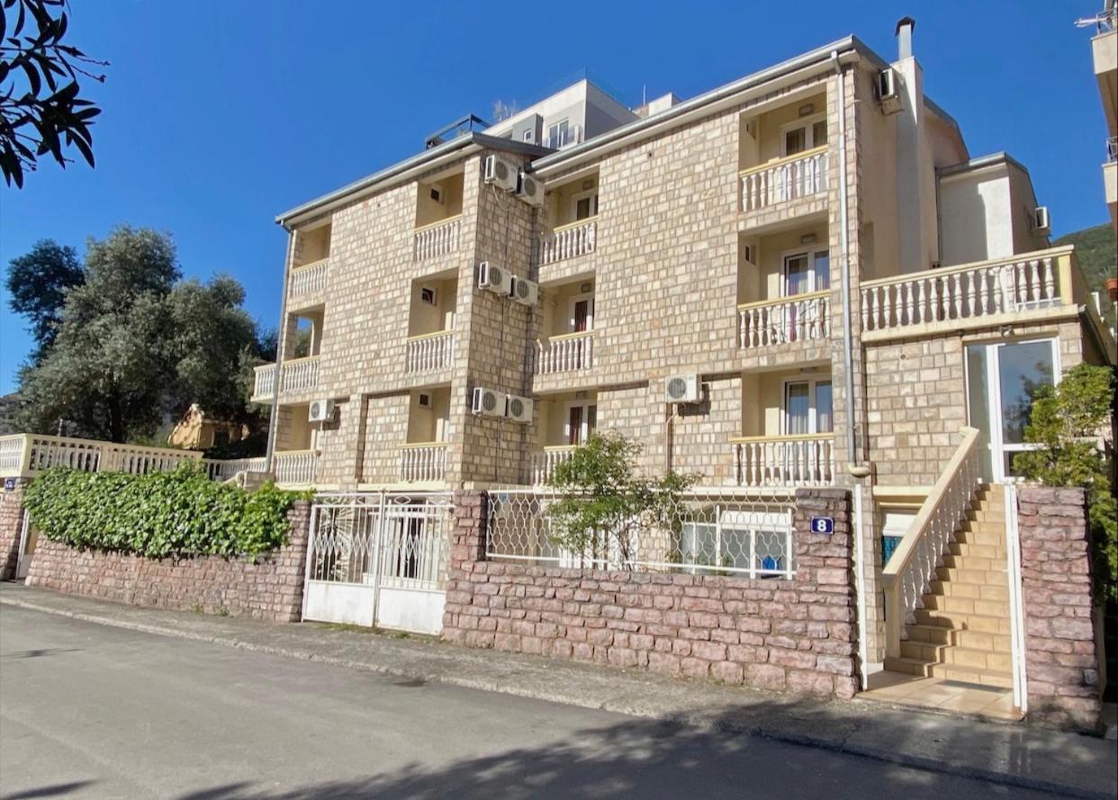 בודווה The Franeta Apartments Lux מראה חיצוני תמונה
