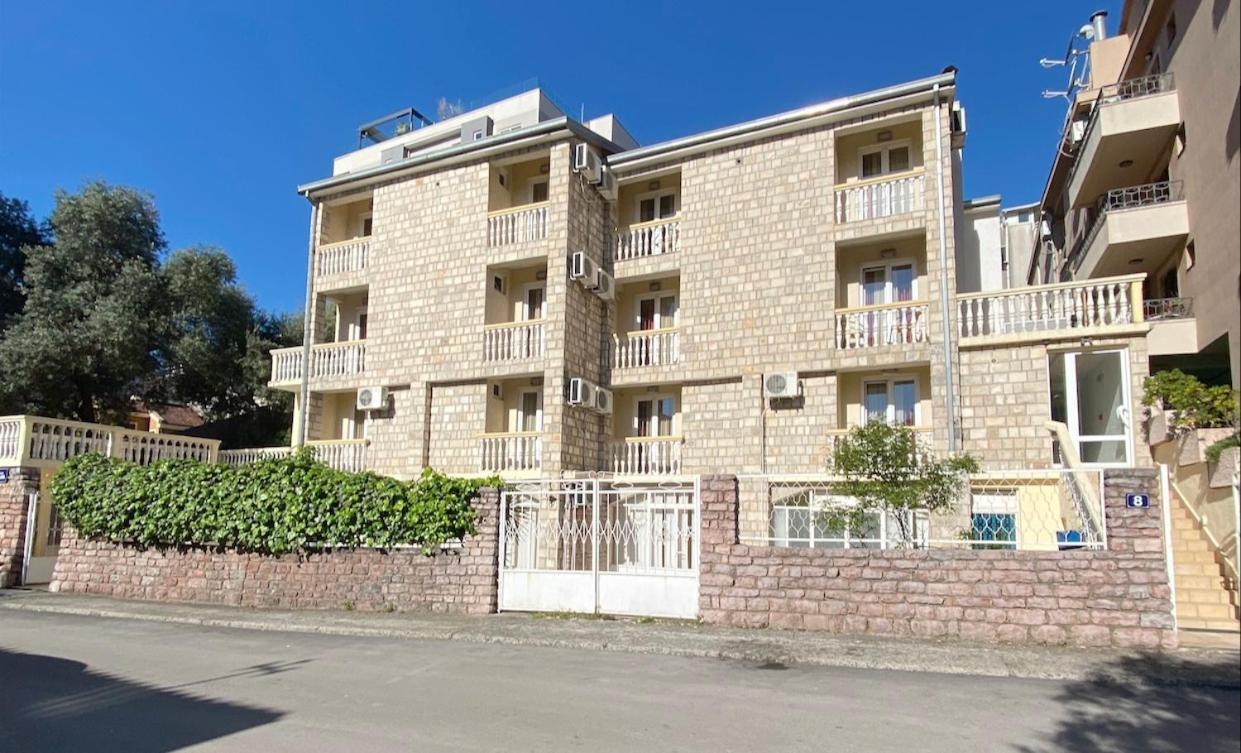 בודווה The Franeta Apartments Lux מראה חיצוני תמונה