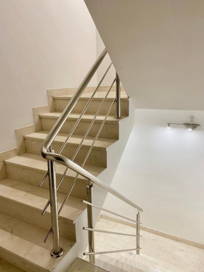 בודווה The Franeta Apartments Lux מראה חיצוני תמונה