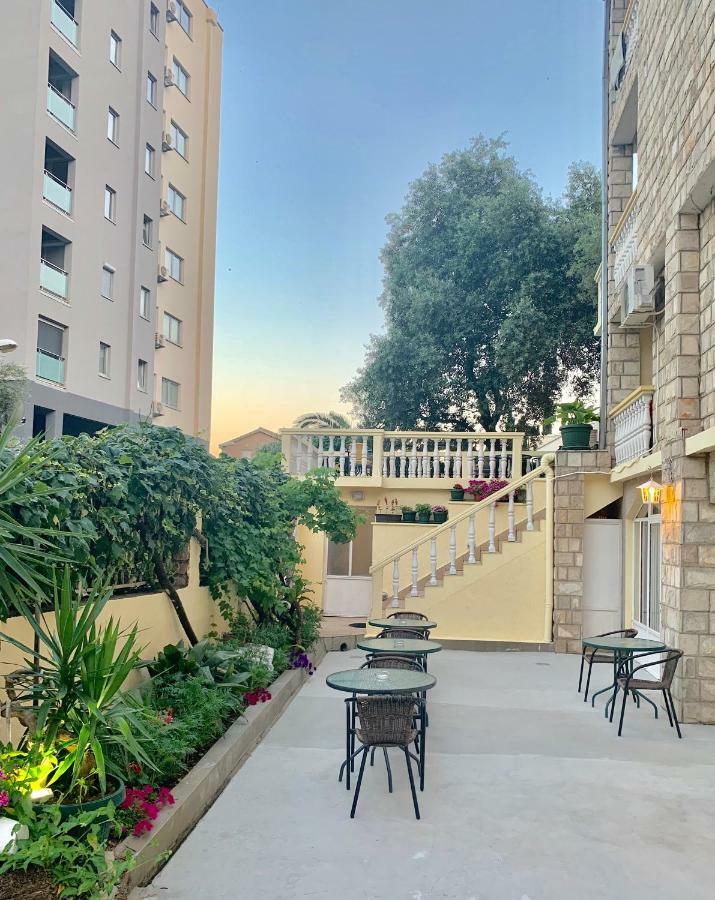 בודווה The Franeta Apartments Lux מראה חיצוני תמונה